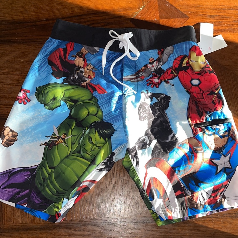 Marvel BoardShorts Size Small
